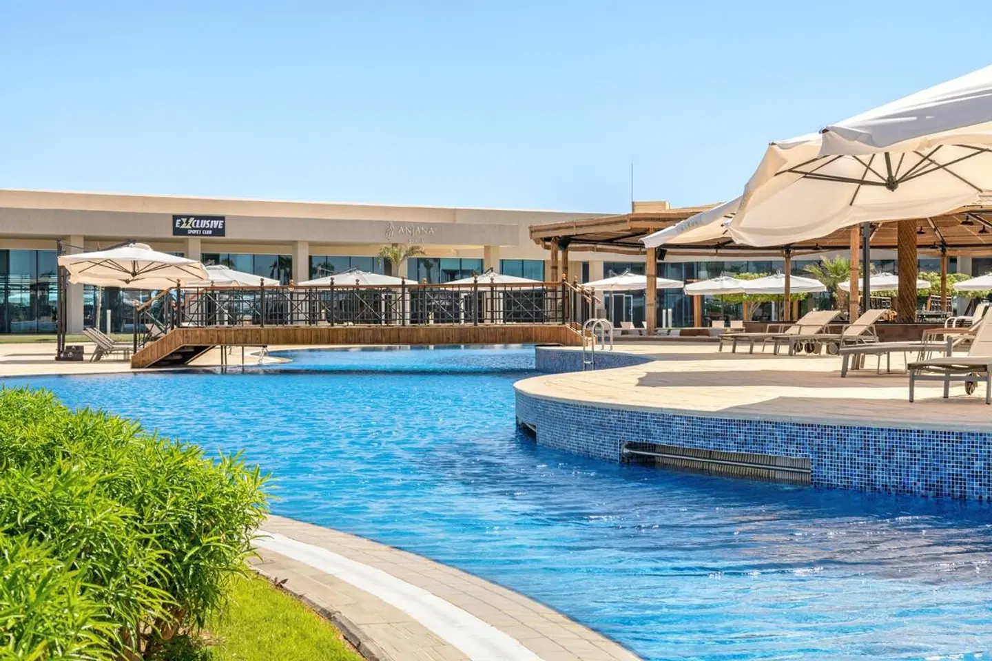 Pickalbatros Luxury Suites OUTDOOR_POOL