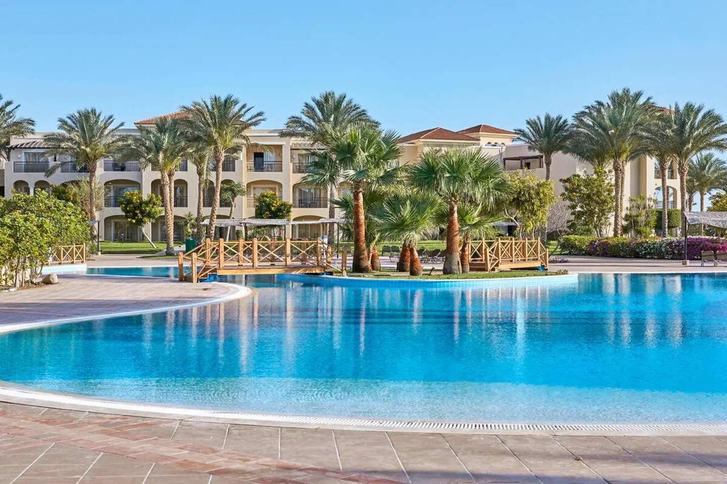 JAZ Mirabel Beach OUTDOOR_POOL