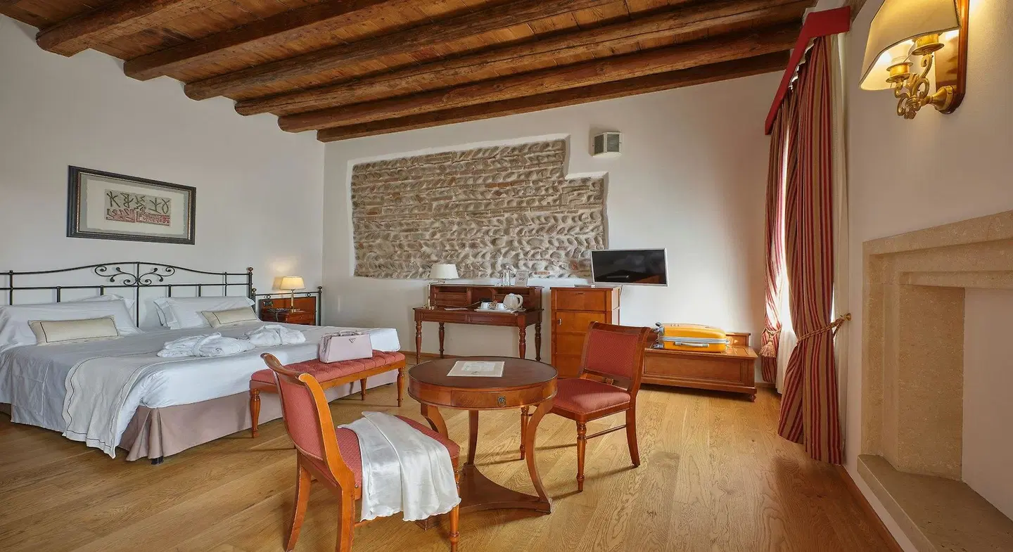Villa Malaspina ROOM_EXAMPLE