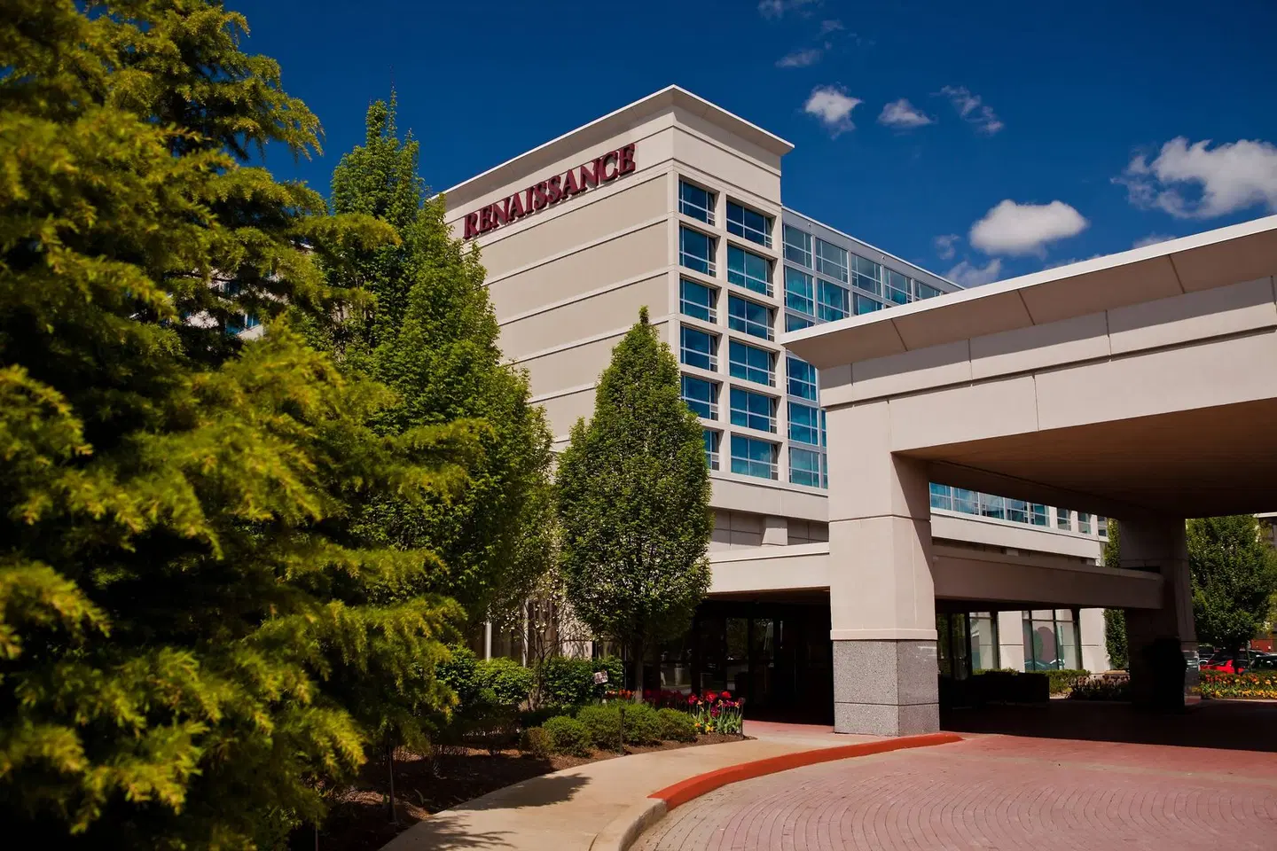 Renaissance Newark Airport EXTERIOR