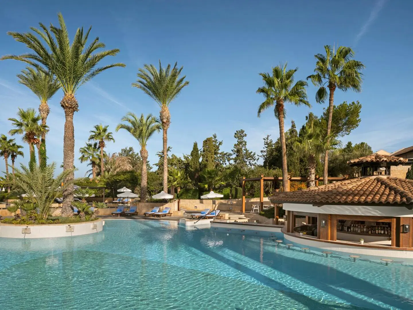 Elysium OUTDOOR_POOL