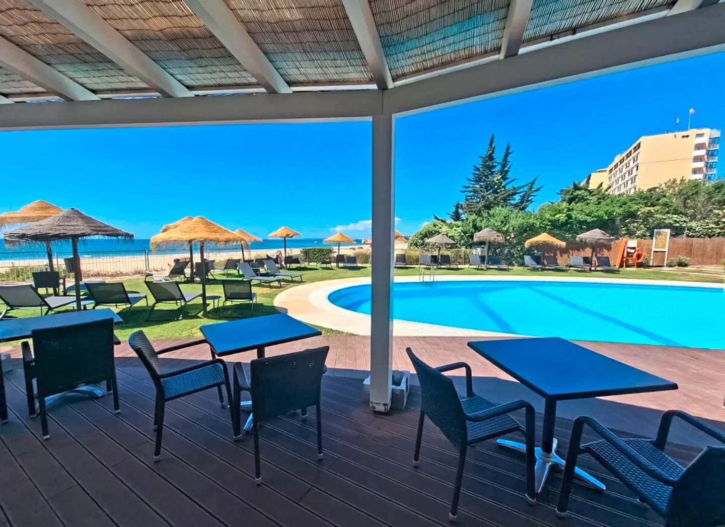 AP Oriental Beach Terrasse