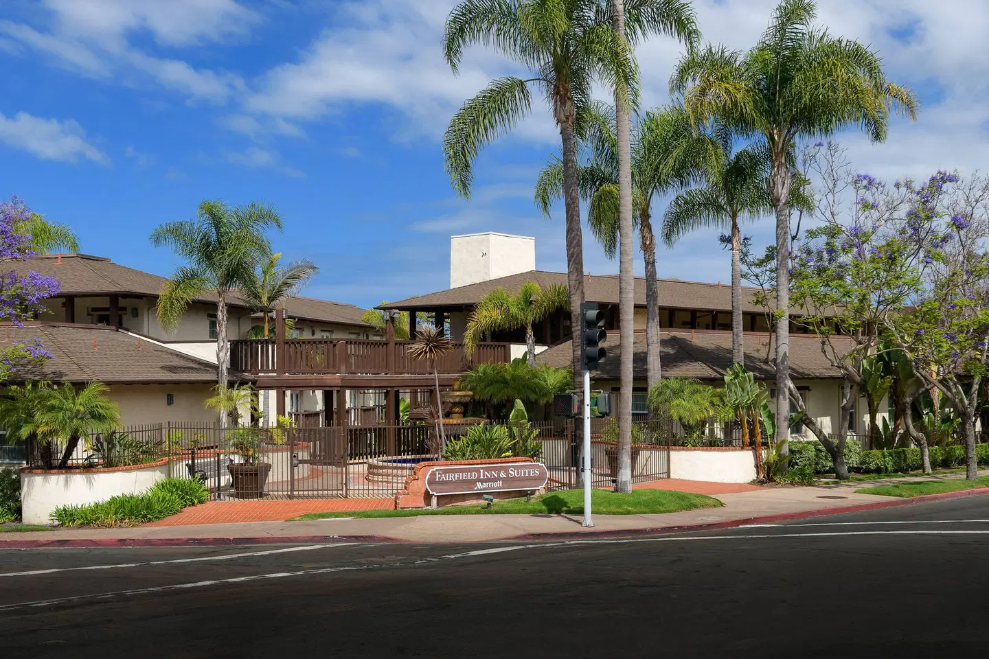 Fairfield by Marriott Inn & Suites San Diego Old Town EXTERIOR