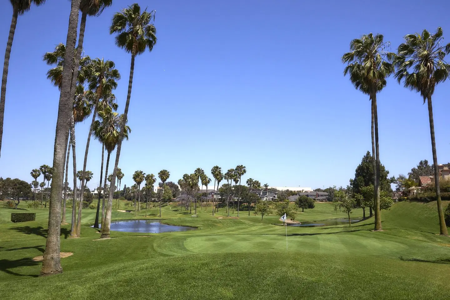 westdrift Manhattan Beach, Autograph Collection SPORTS_AND_LEISURE