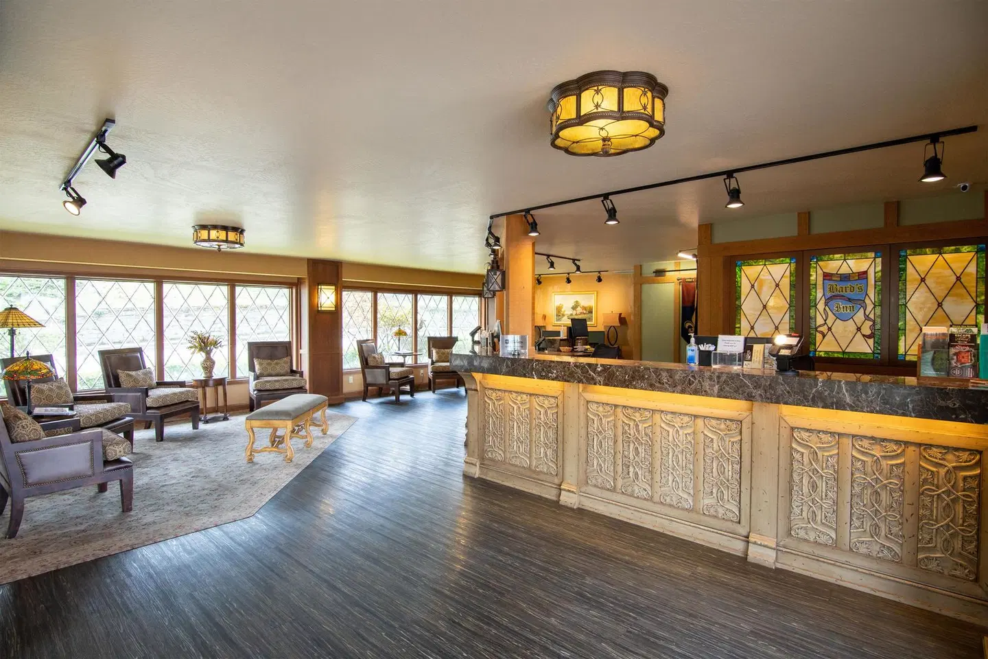 The Bard's Inn, BW Signature Collection by Best Western LOUNGE_LOBBY