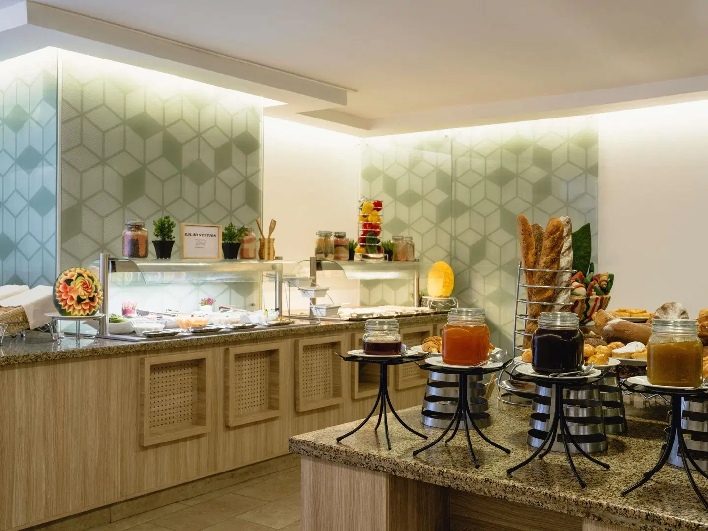 ibis Styles Makkah Restaurant