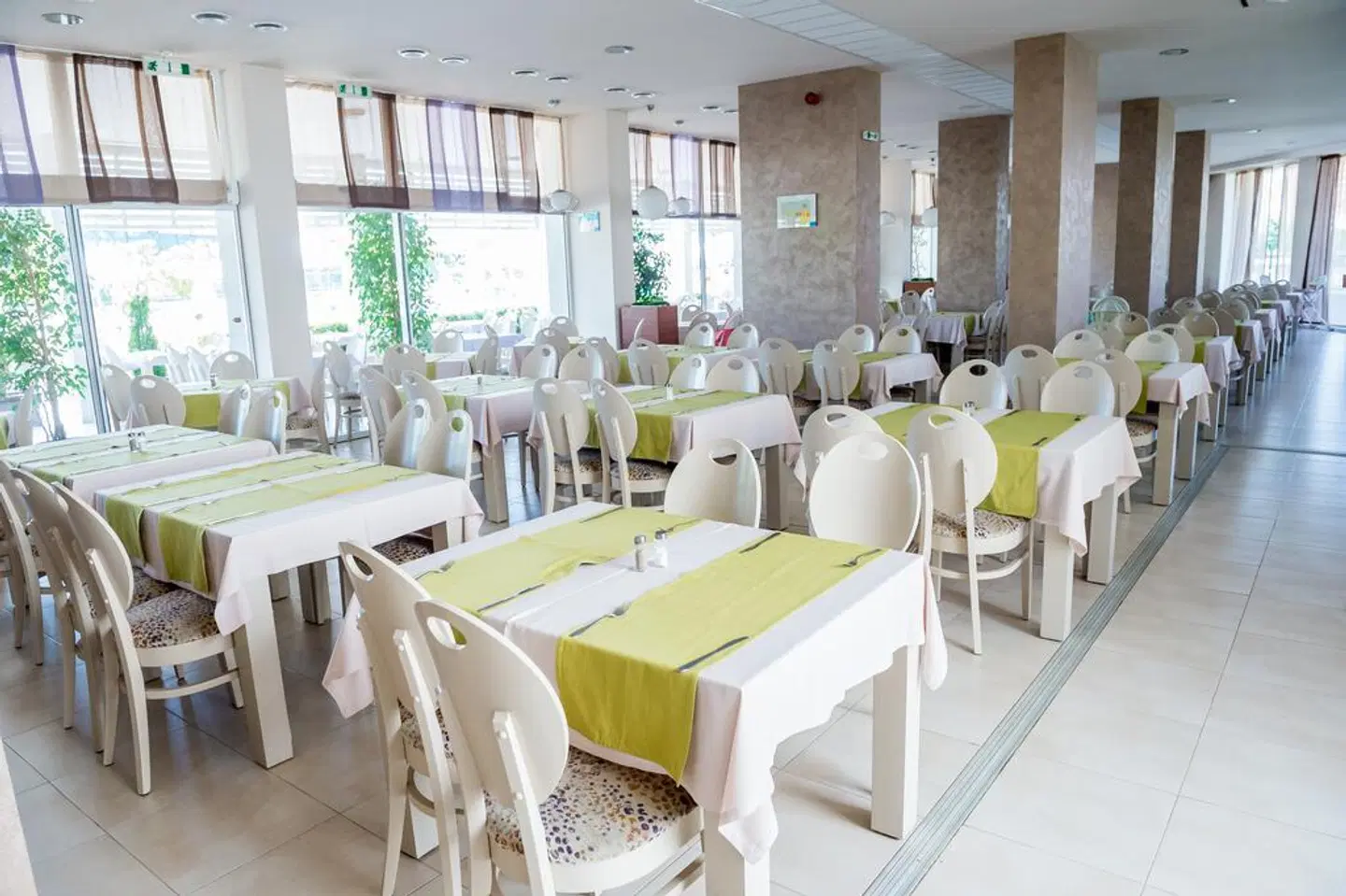 Aqua Nevis Club Hotel Restaurant