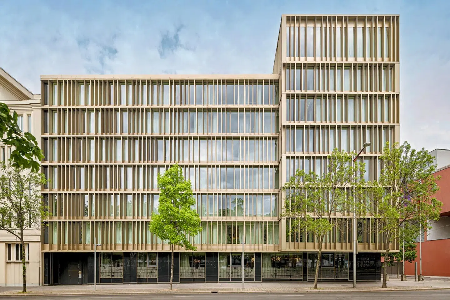 Crowne Plaza by IHG Vienna EXTERIOR