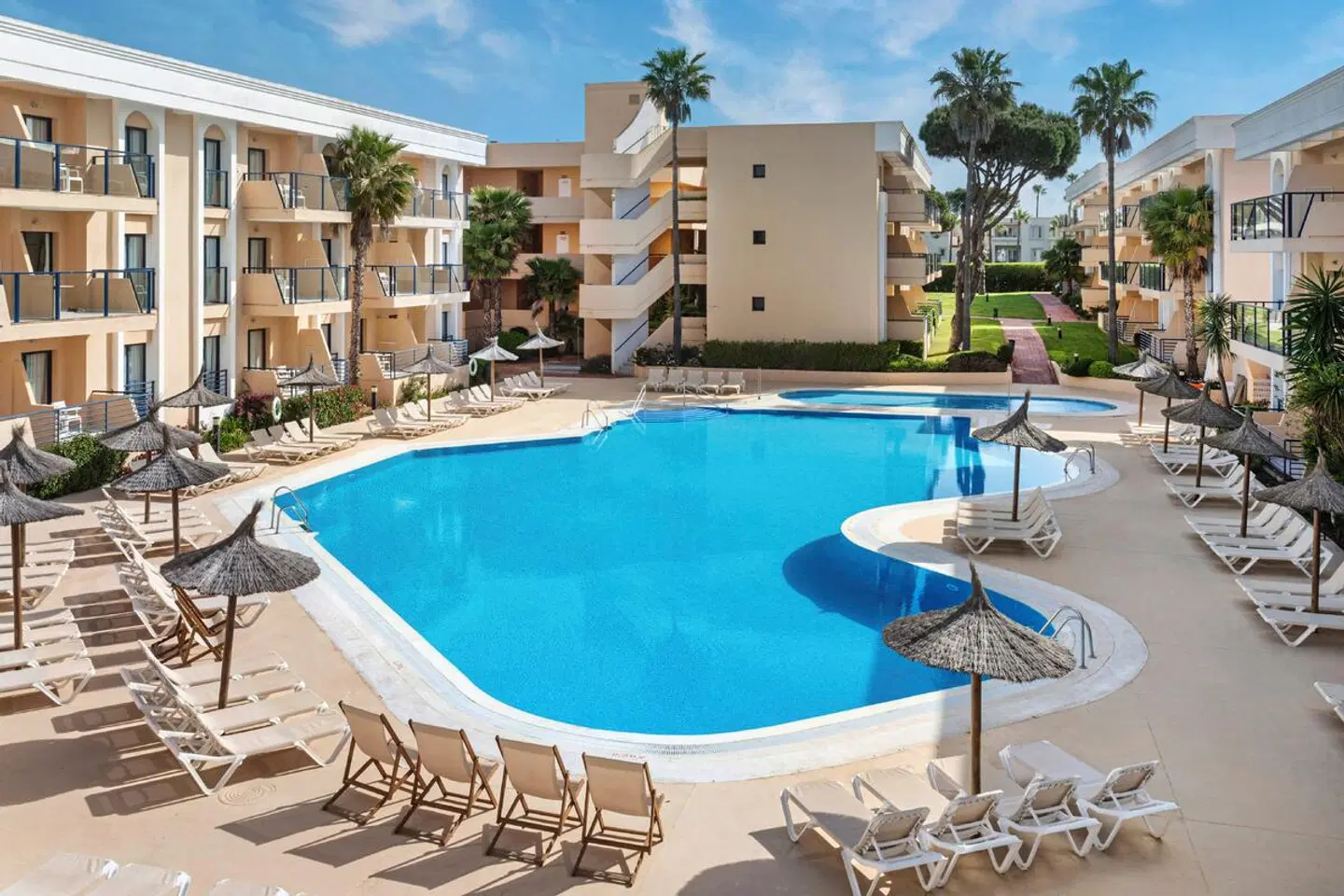 SOL Sancti Petri OUTDOOR_POOL