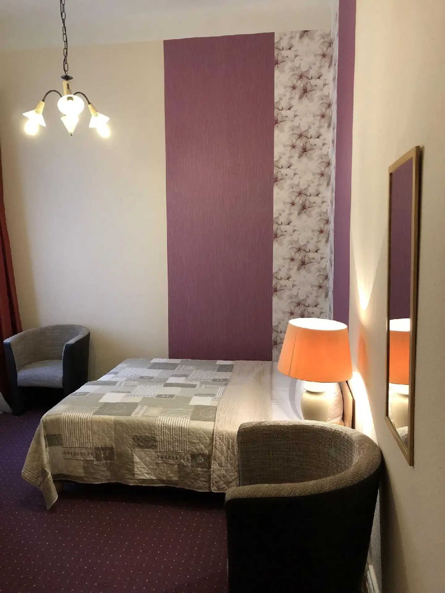 Castell ROOM_EXAMPLE