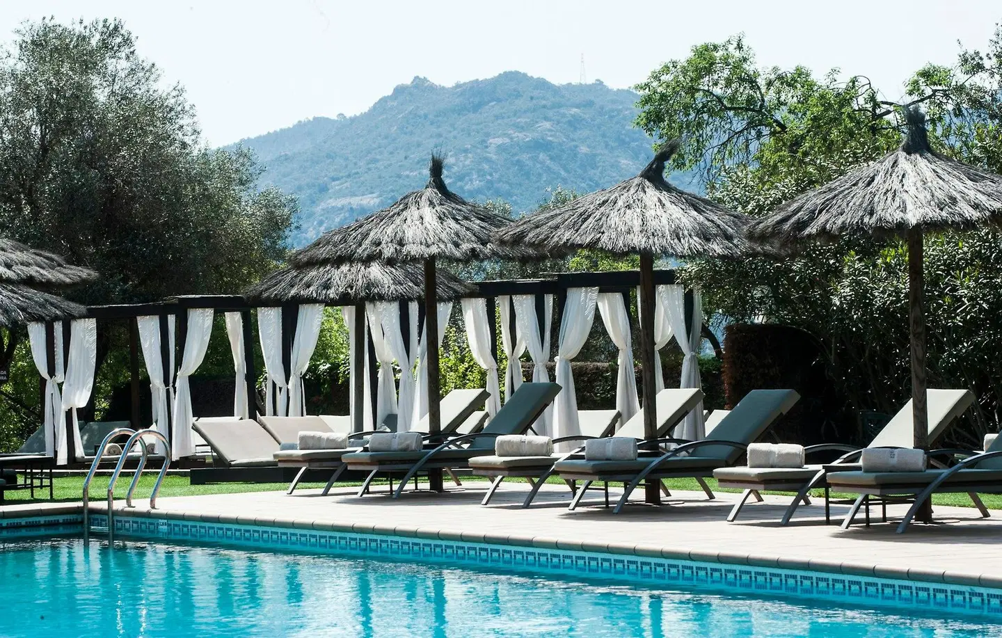 Mas Tapiolas OUTDOOR_POOL