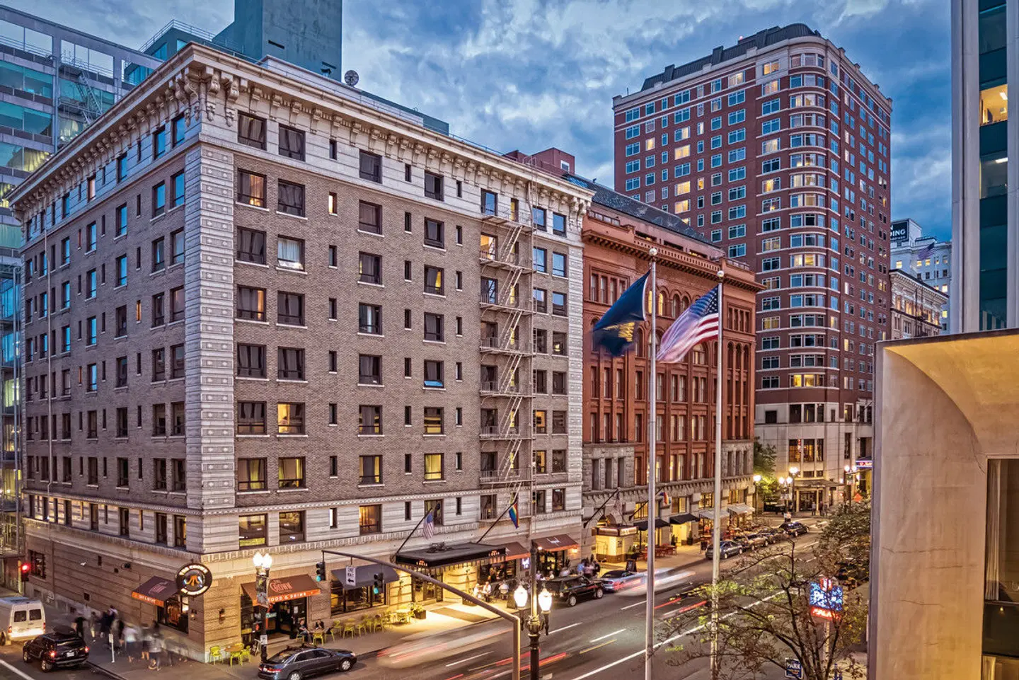 Hotel Lucia EXTERIOR