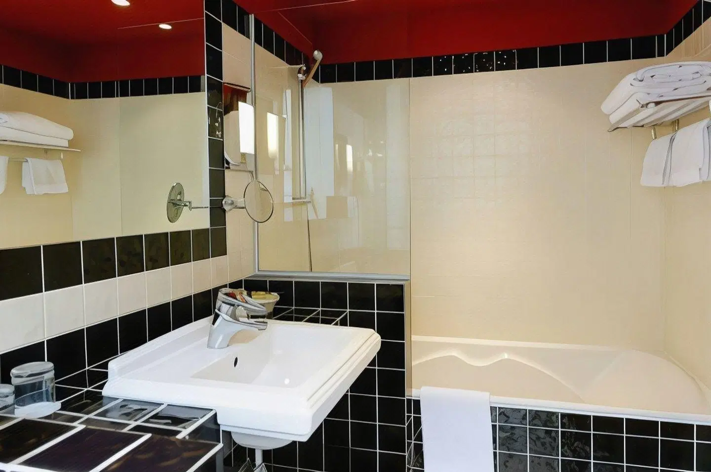 New Hotel Le Quai Badezimmer