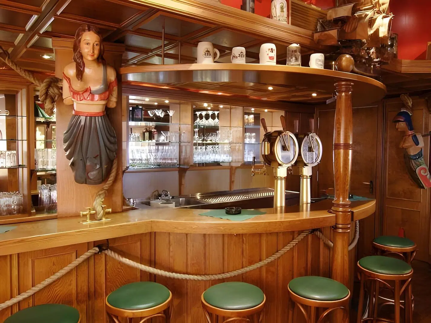Golden Tulip Lübecker Hof Bar