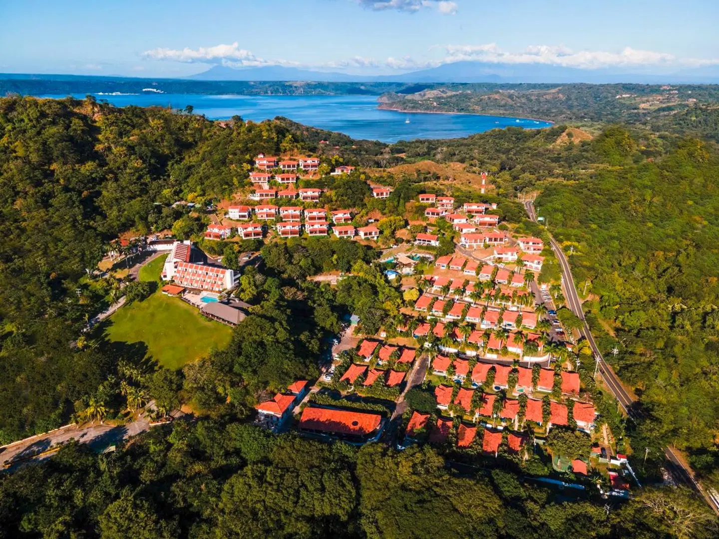 Villas Sol Hotel & Beach Resort LANDSCAPE