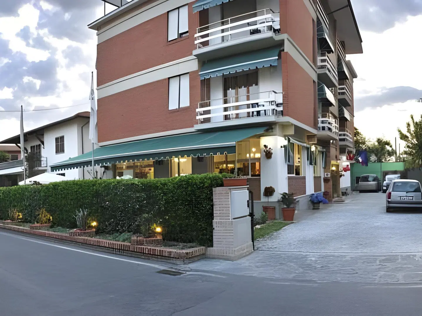 Hotel Michela EXTERIOR