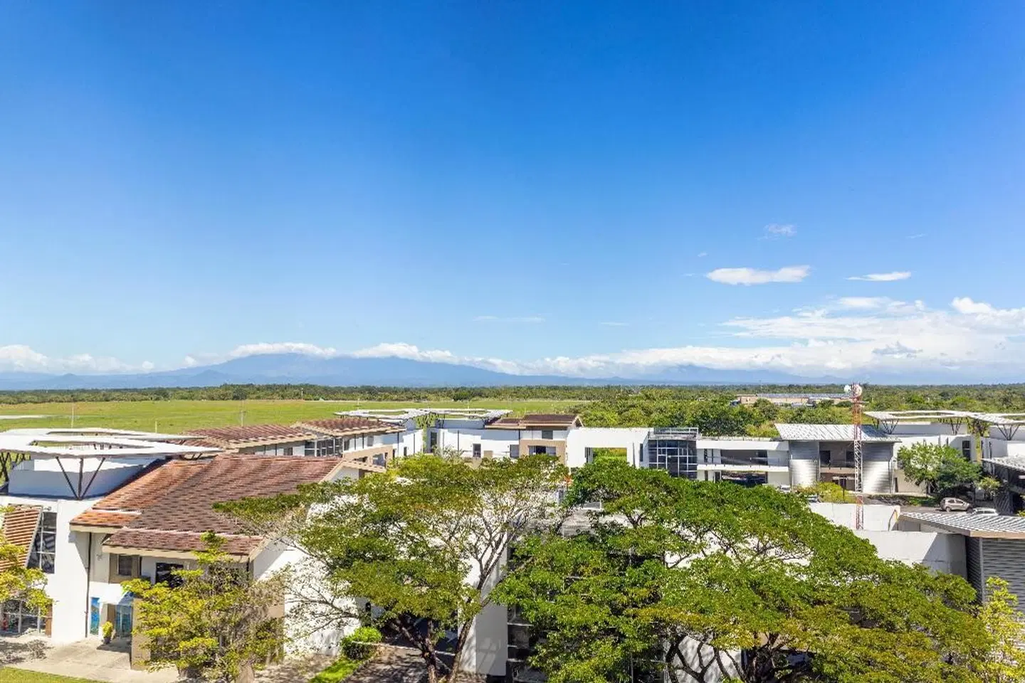 Hampton By Hilton Guanacaste Airport LANDSCAPE