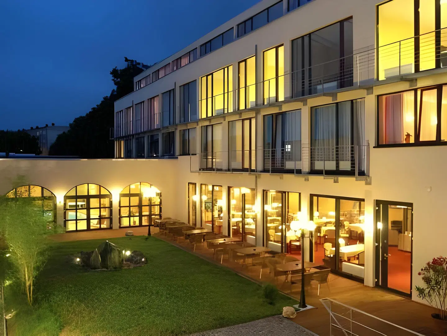 Balneolum EXTERIOR
