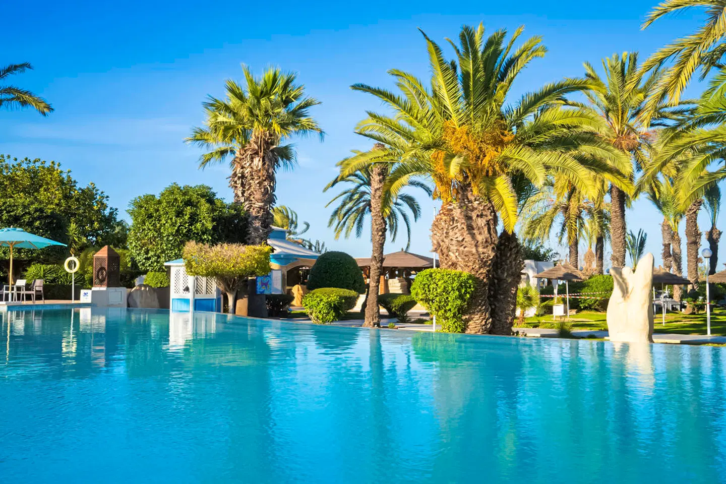 Sentido Bellevue Park OUTDOOR_POOL