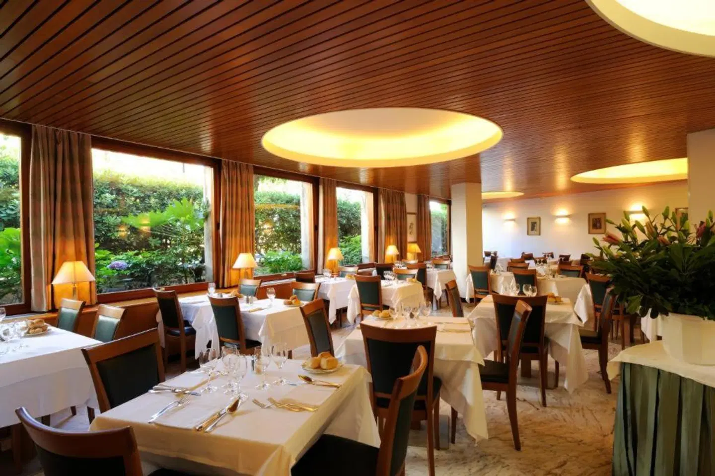 Majestic Restaurant