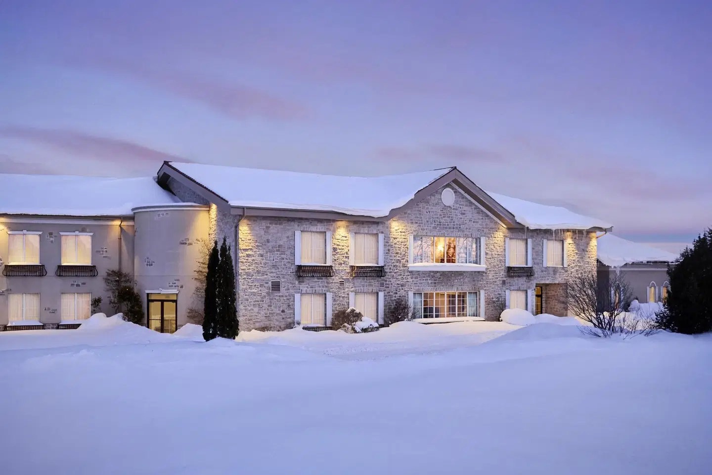 Christie's Mill Inn & Spa EXTERIOR
