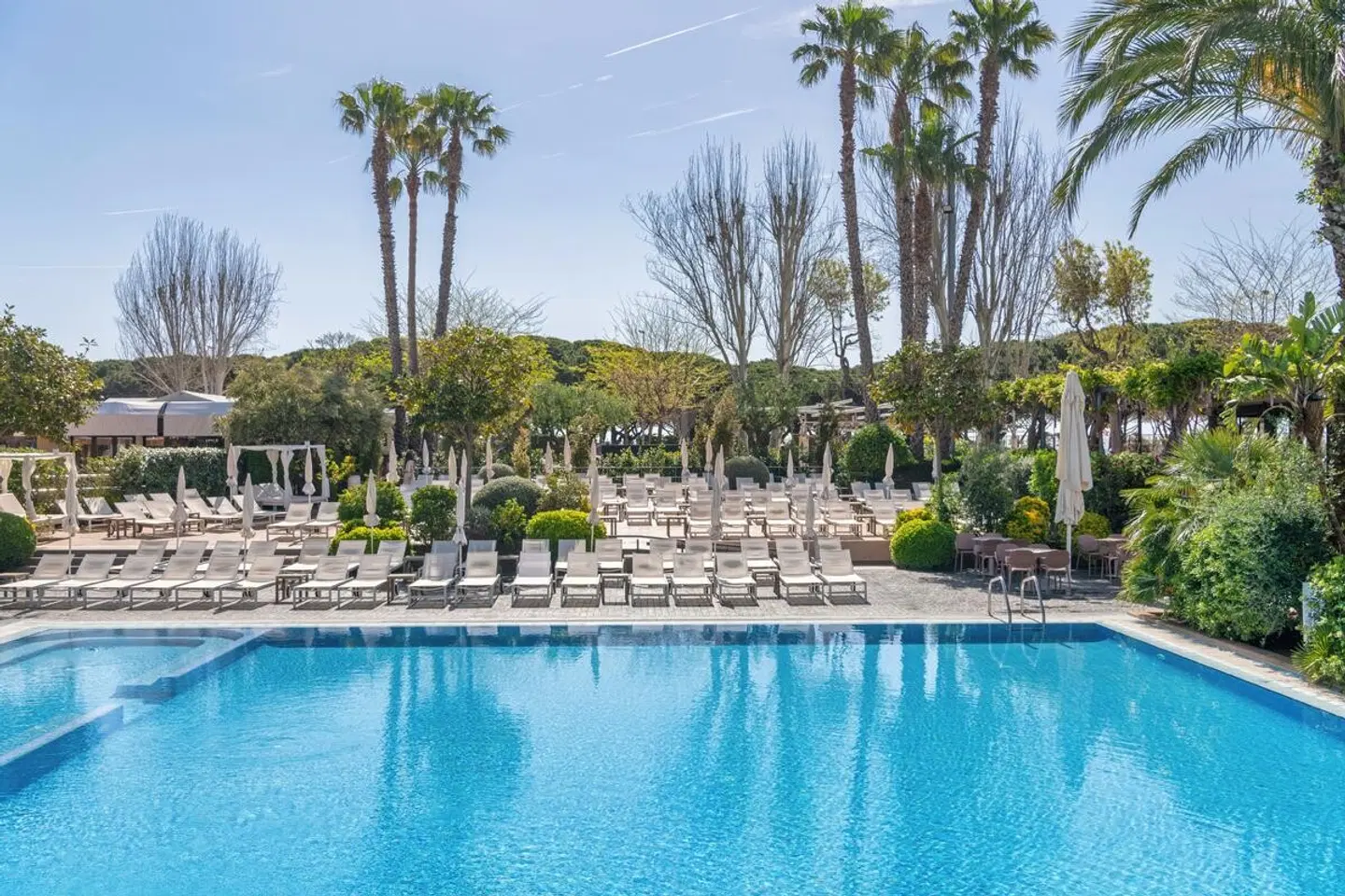 AQUA Hotel Onabrava & Spa OUTDOOR_POOL
