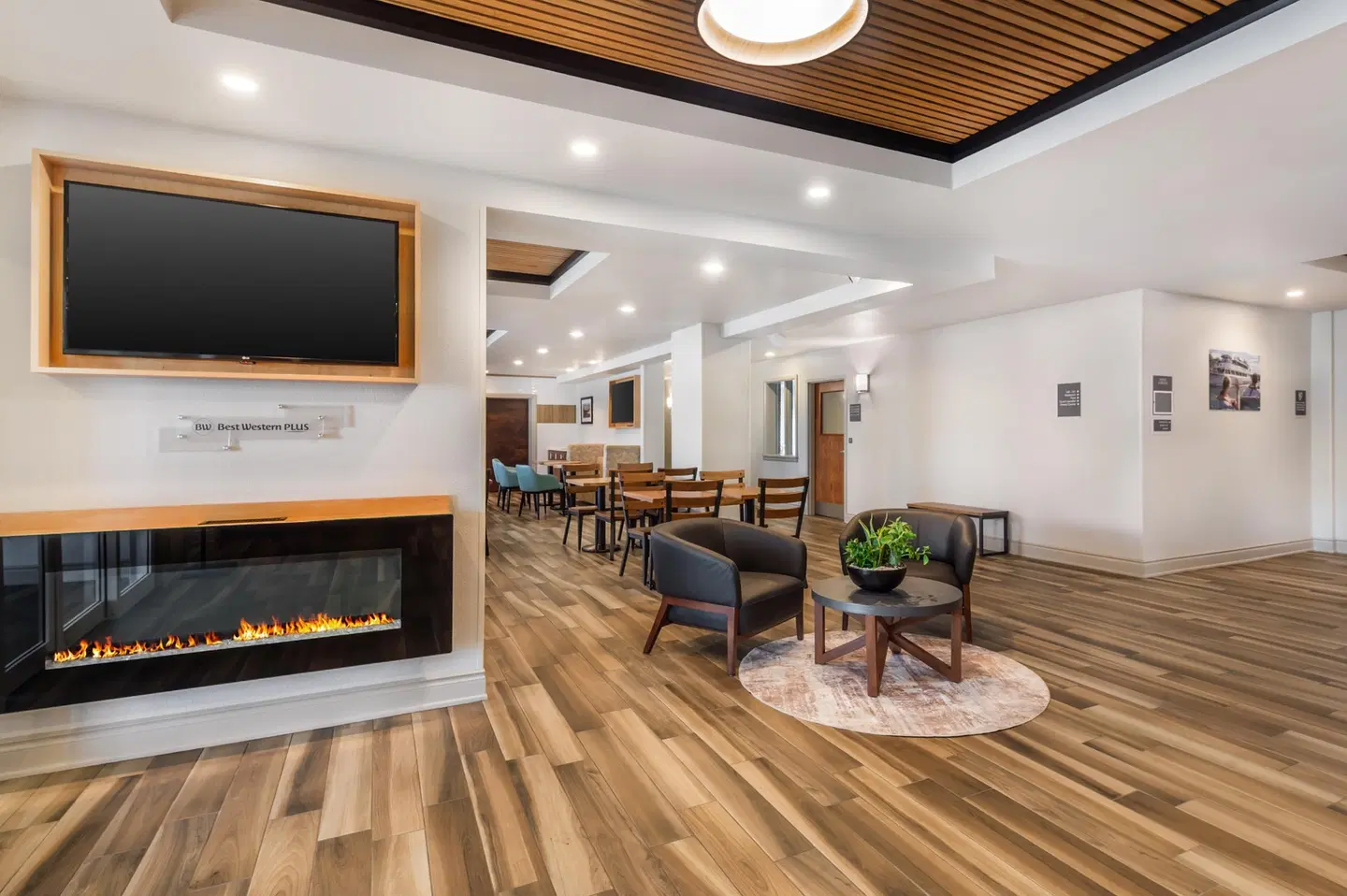 Holiday Inn Express & Suites 1000 Islands - Gananoque by IHG HEALTH_BEAUTY