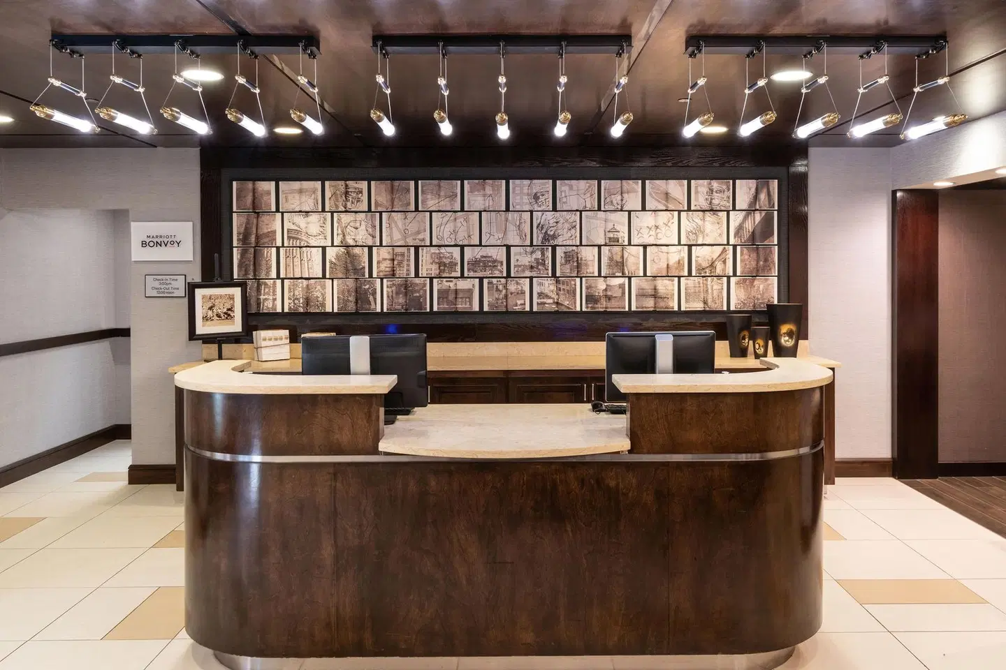 Sheraton Ann Arbor Hotel LOUNGE_LOBBY
