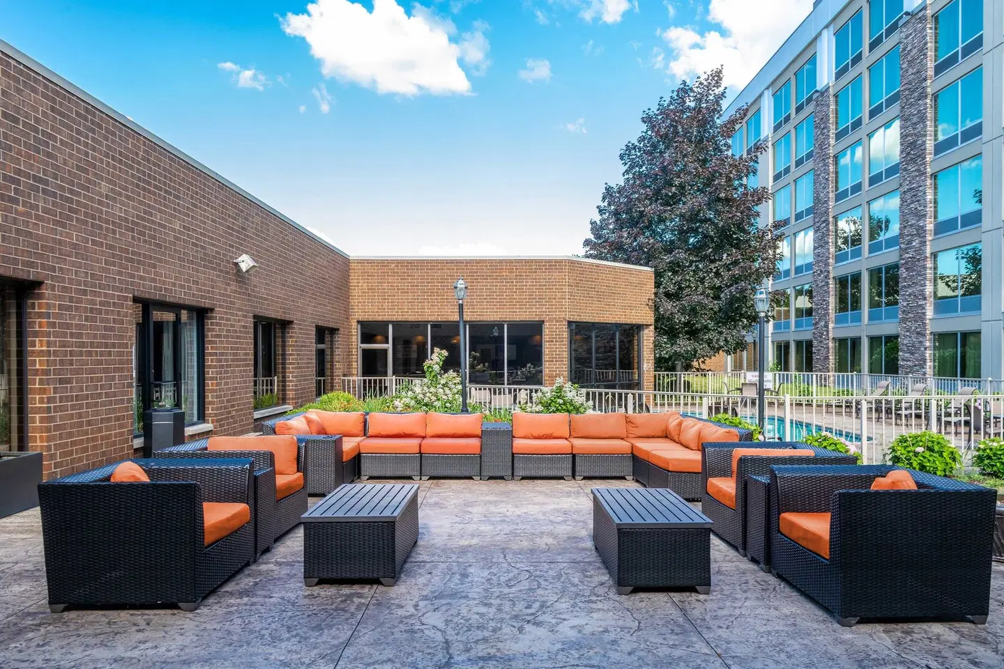 Sheraton Ann Arbor Hotel Terrasse