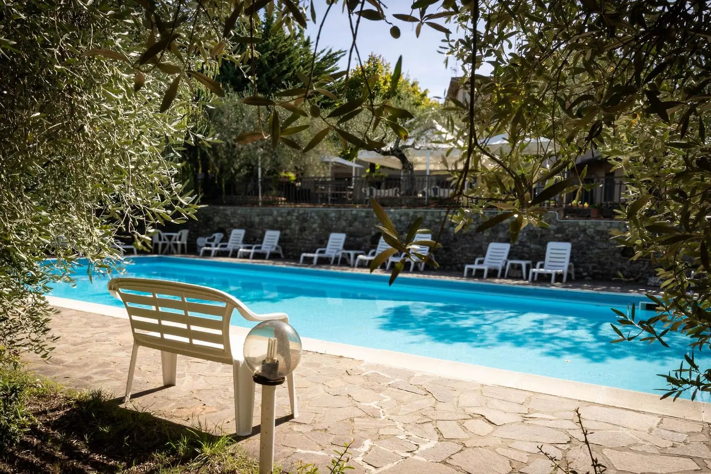 Ismaele OUTDOOR_POOL