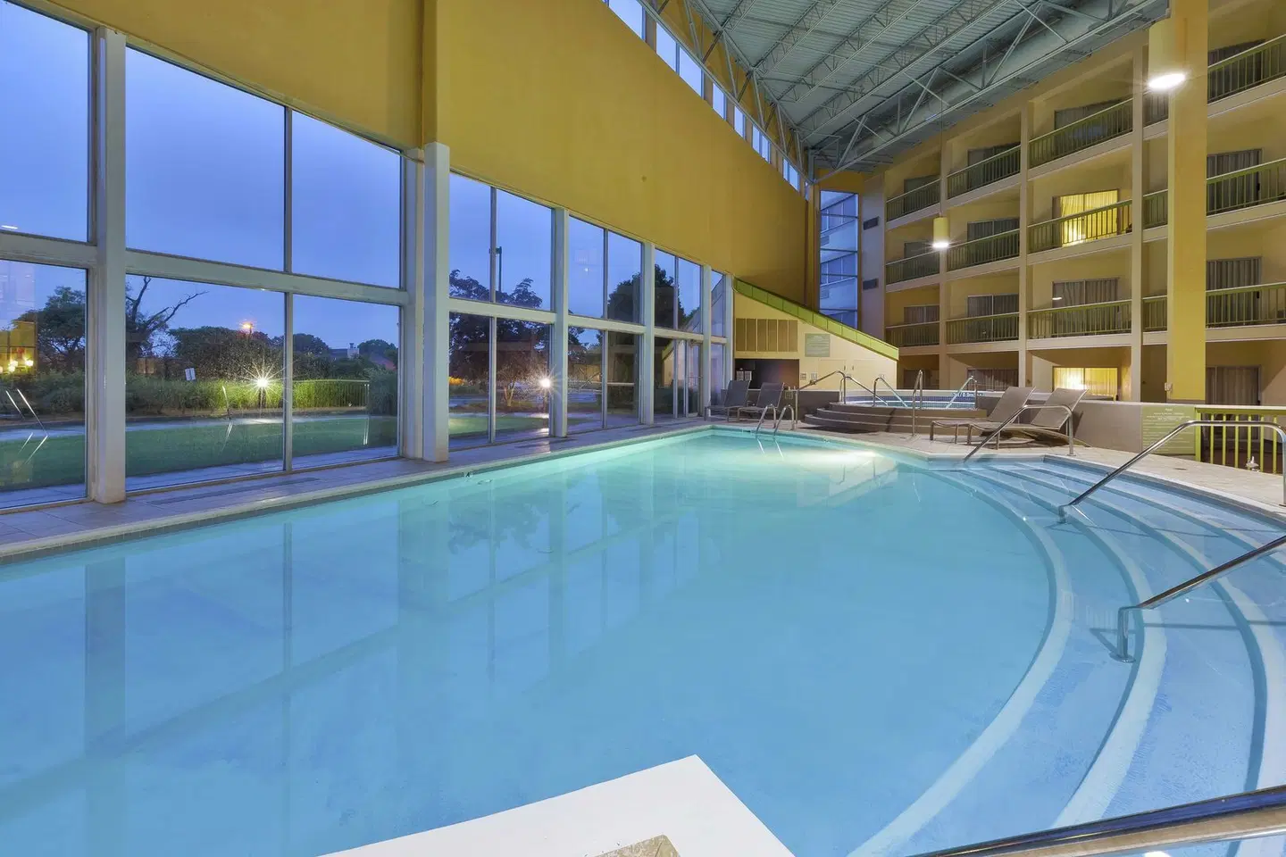 DoubleTree by Hilton Holland Hallenbad