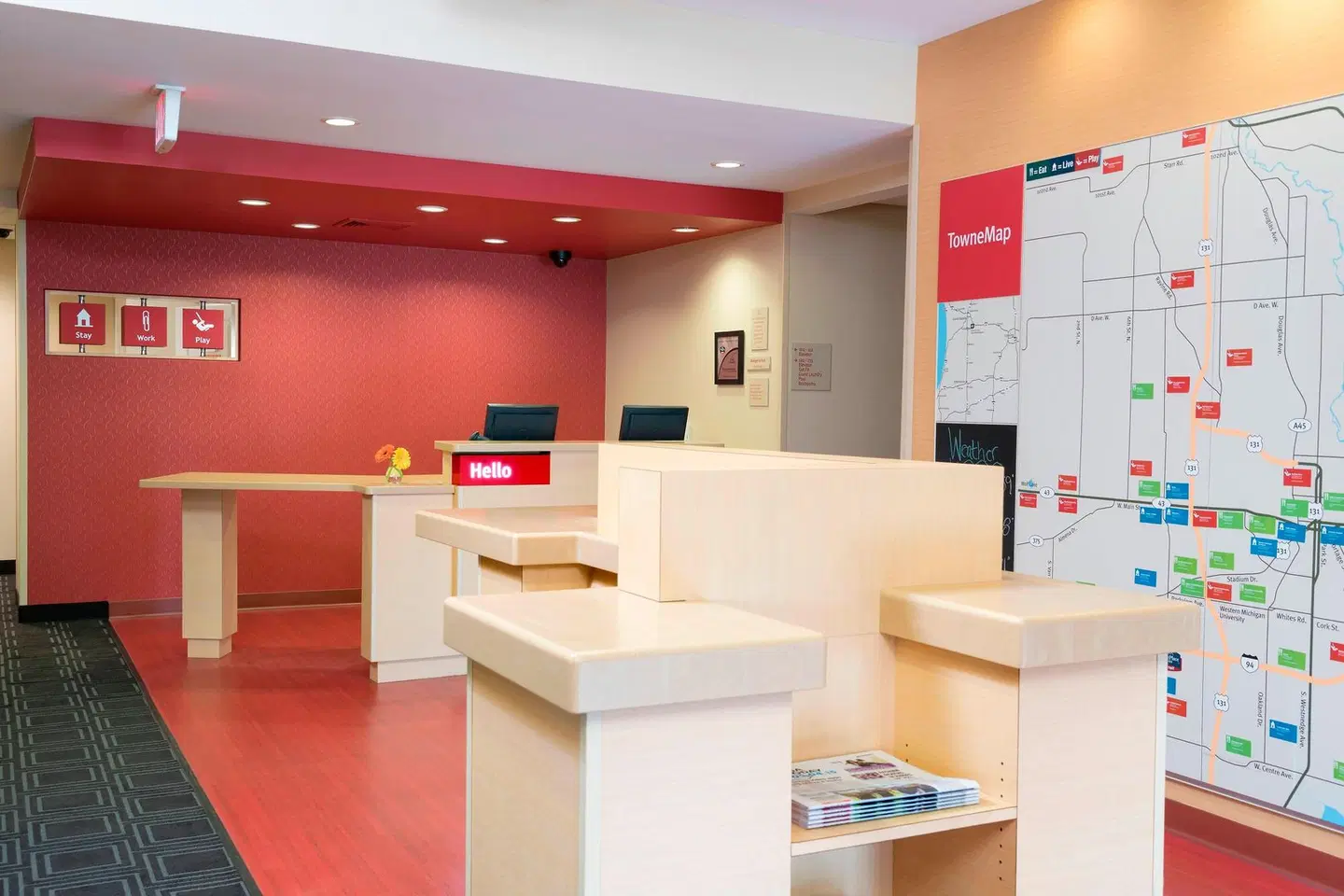 TownePlace Suites Kalamazoo LOUNGE_LOBBY