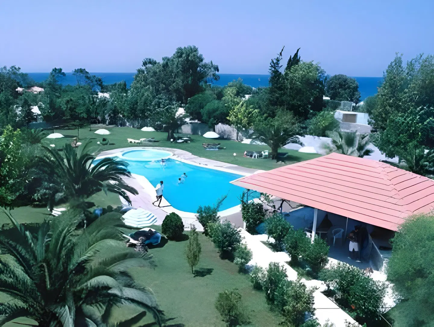 Matoula Beach Hotel OUTDOOR_POOL