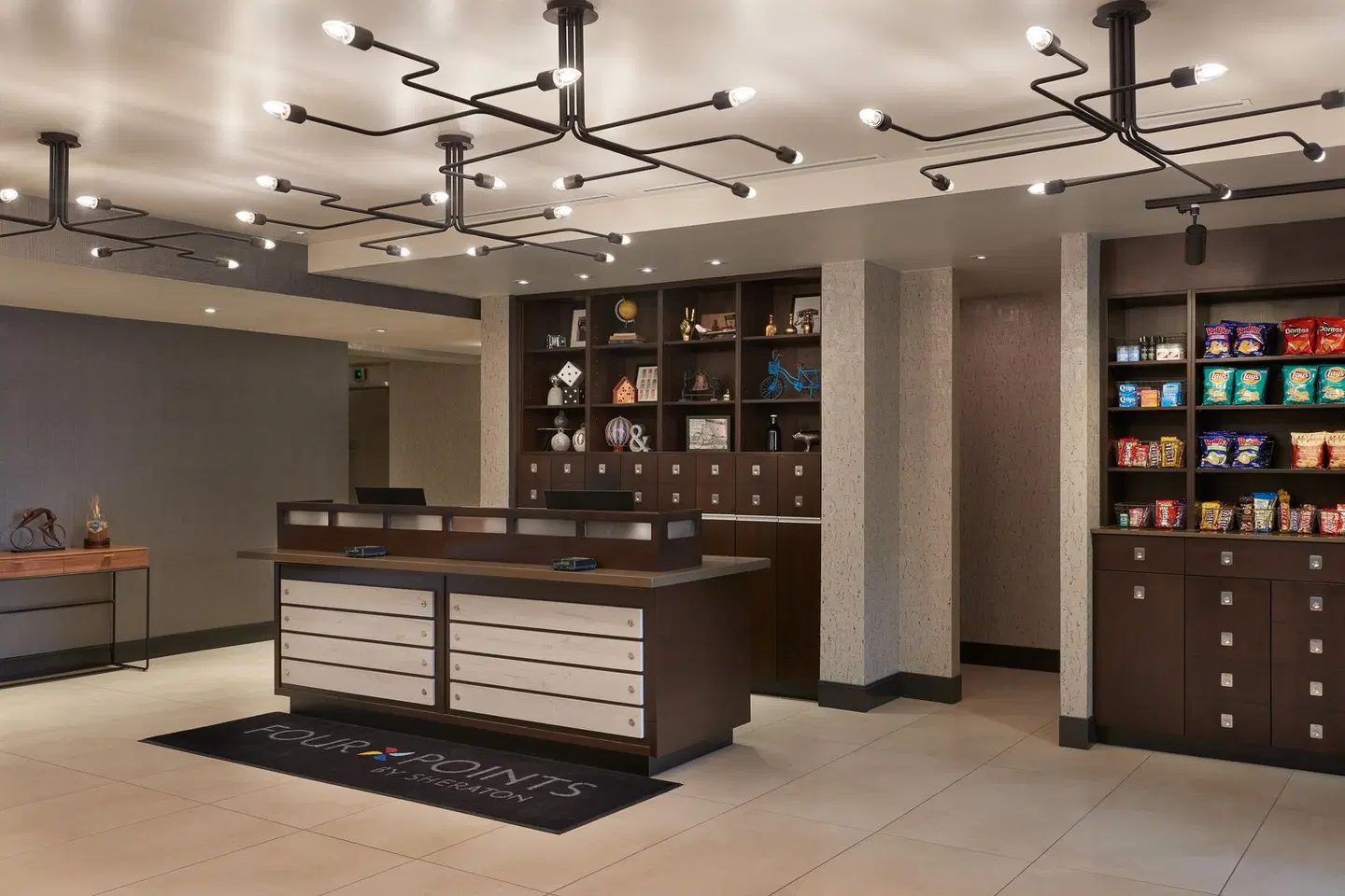 Four Points by Sheraton Vaughan LOUNGE_LOBBY
