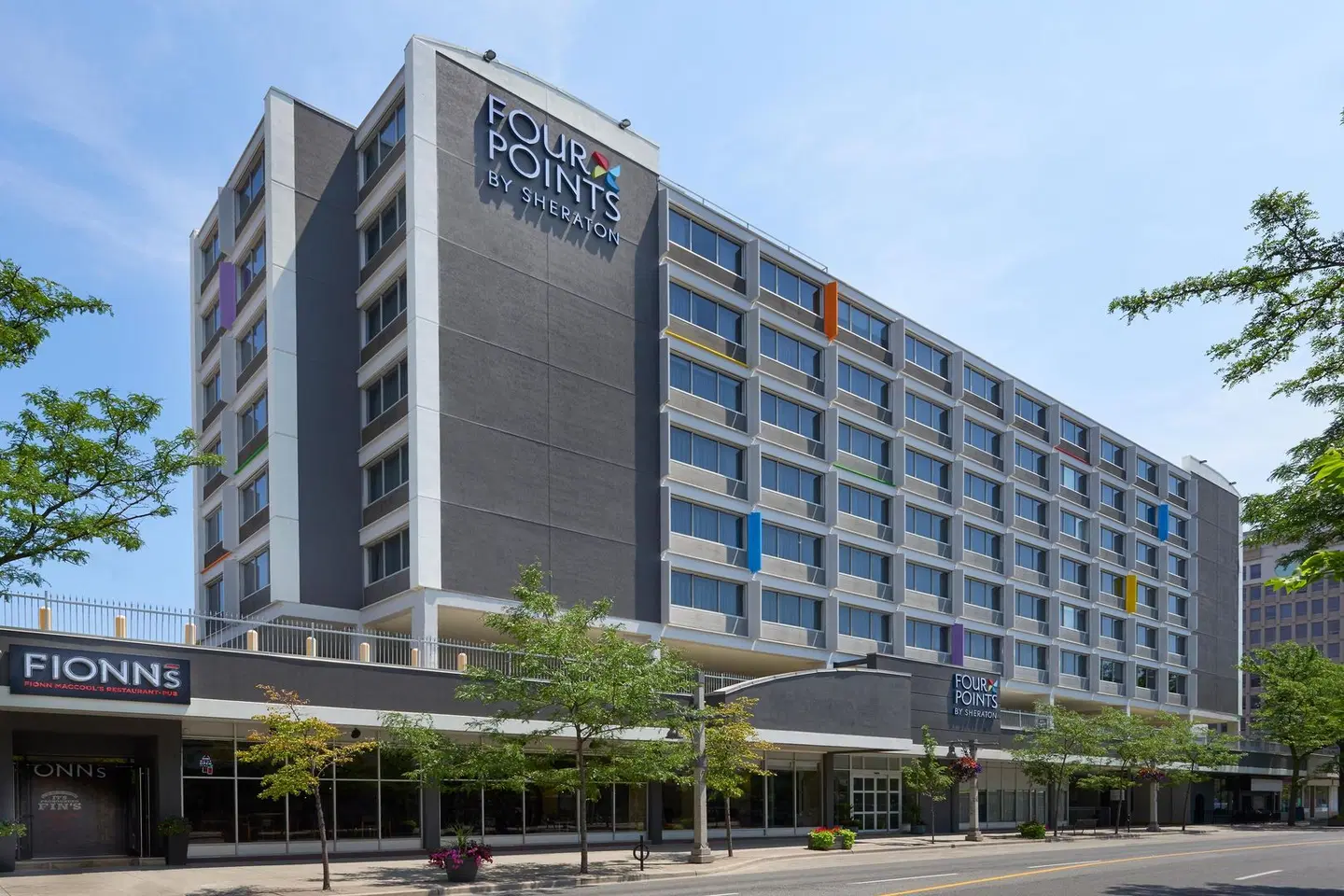 Four Points by Sheraton Windsor Downtown EXTERIOR