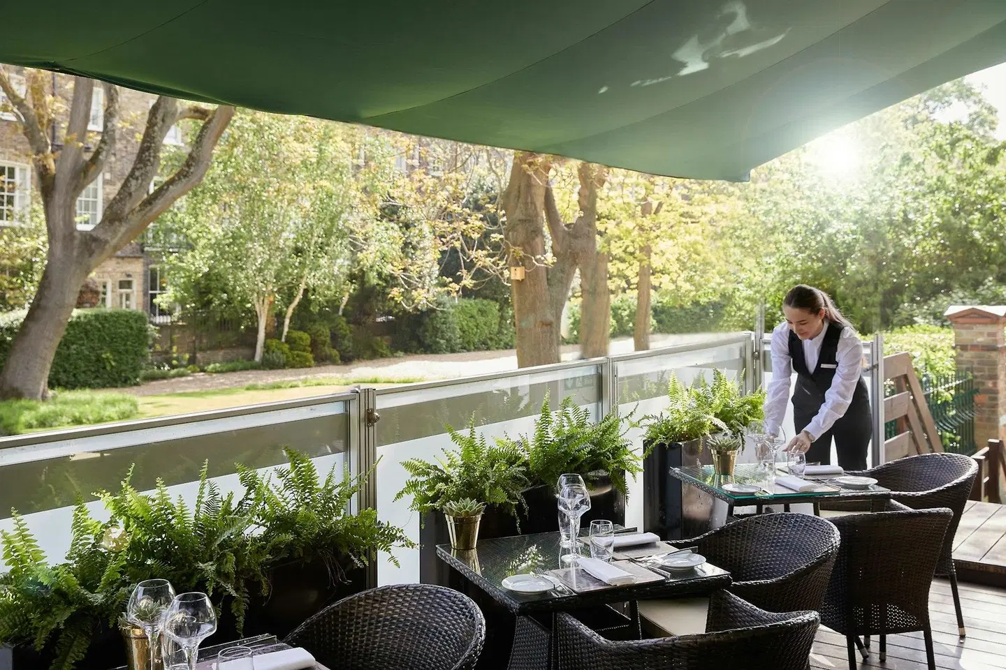 Montague on the Gardens Restaurant