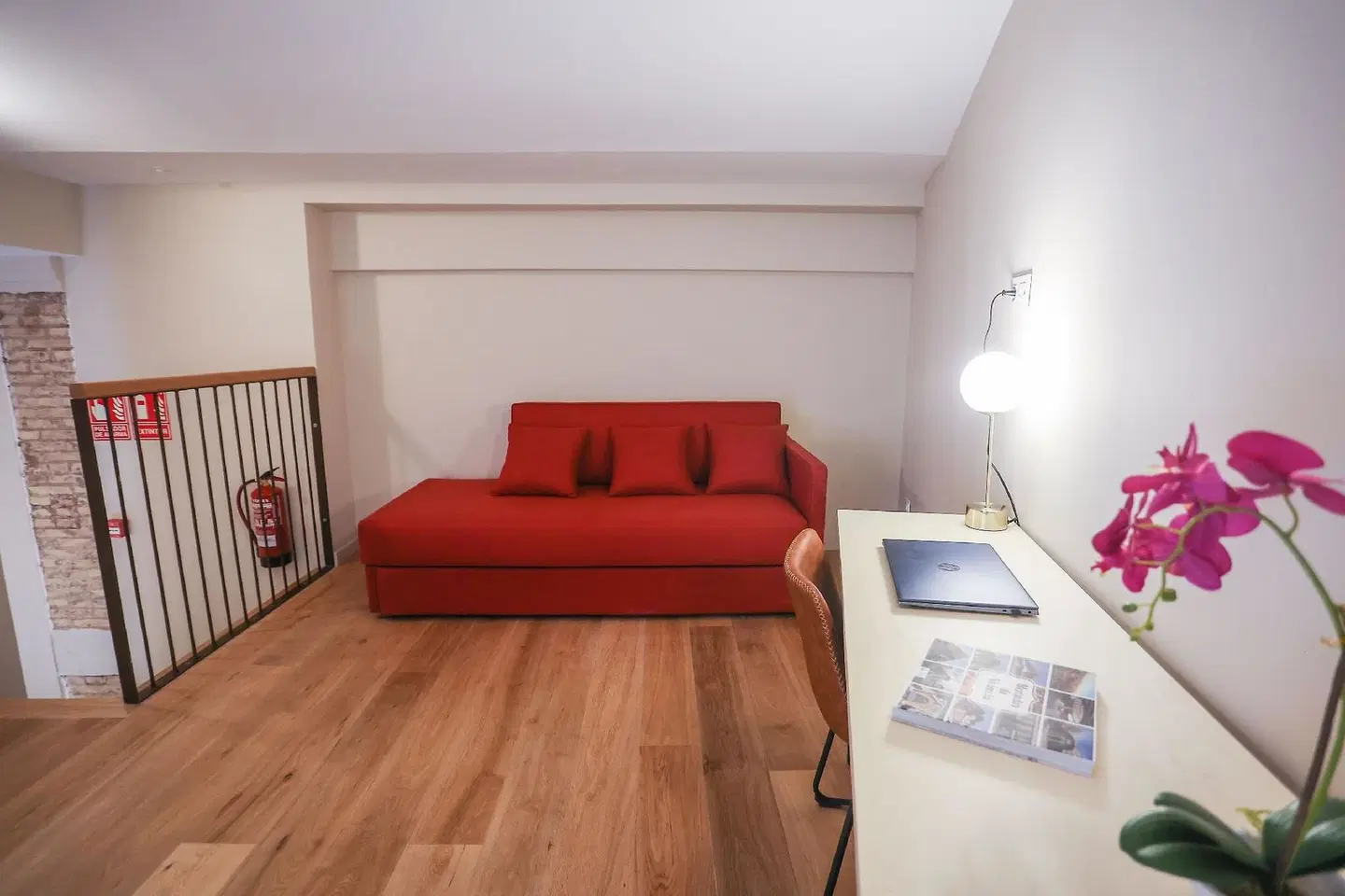 Mythic Boutique Bed and Breakfast ROOM_EXAMPLE