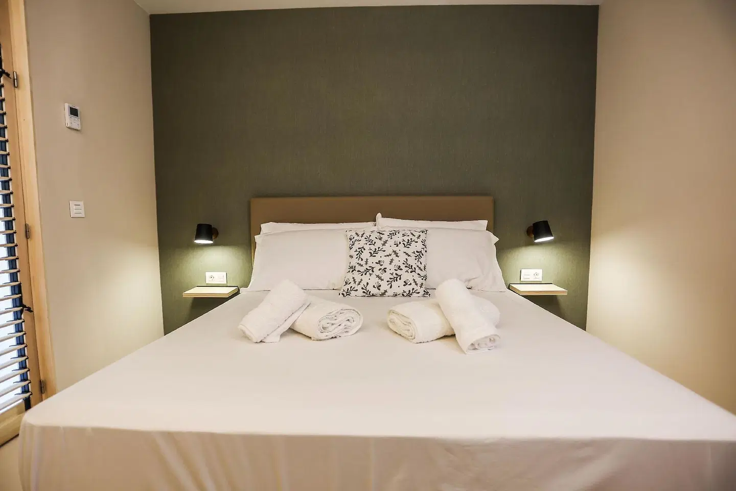 Mythic Boutique Bed and Breakfast ROOM_EXAMPLE