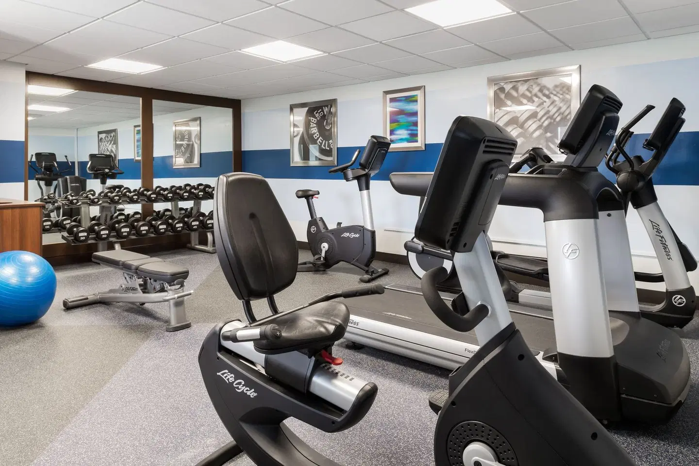 Four Points by Sheraton Barrie SPORTS_AND_LEISURE