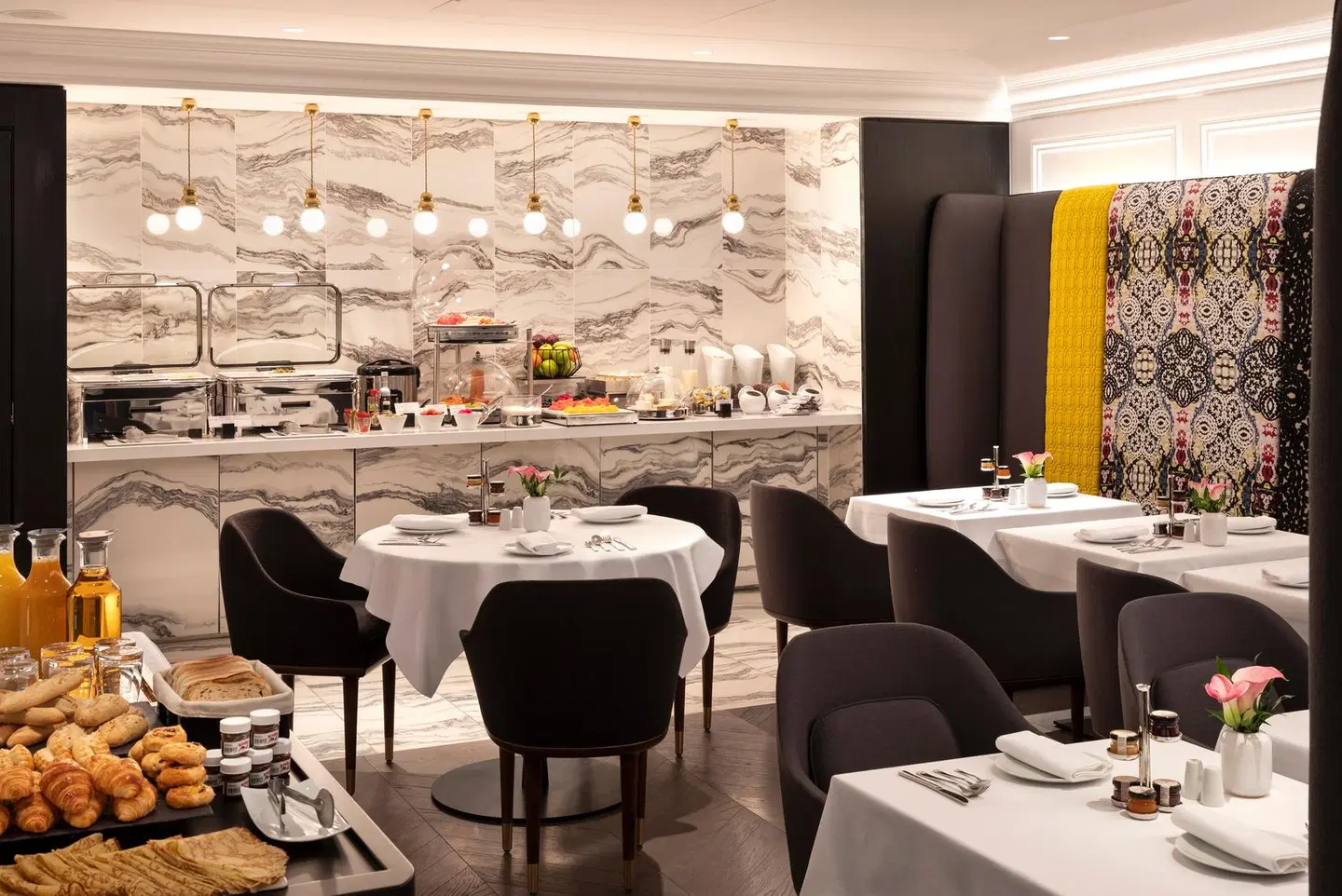 La Clef Champs-Élysées Paris Restaurant