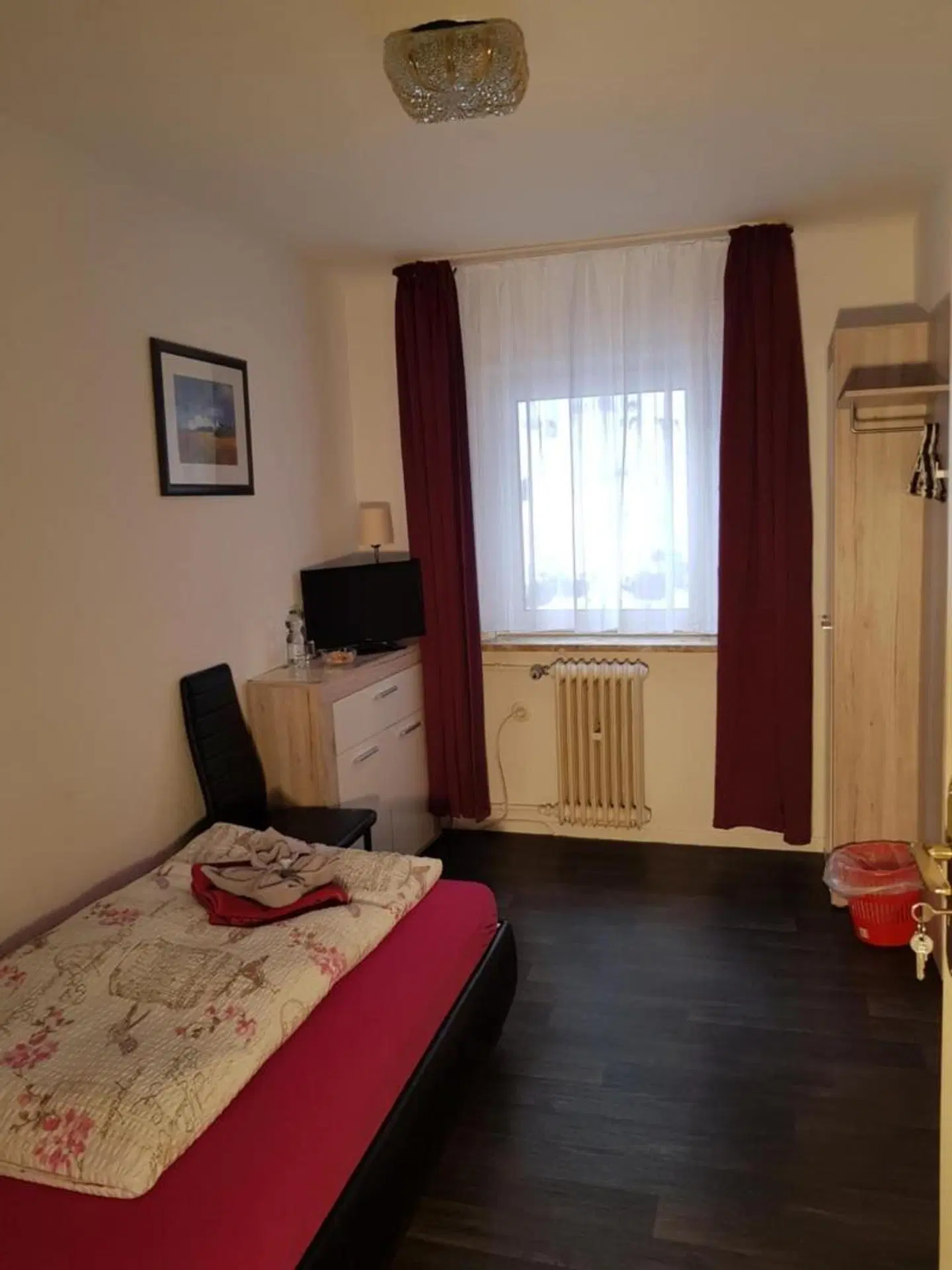 Pension Hamburg ROOM_EXAMPLE