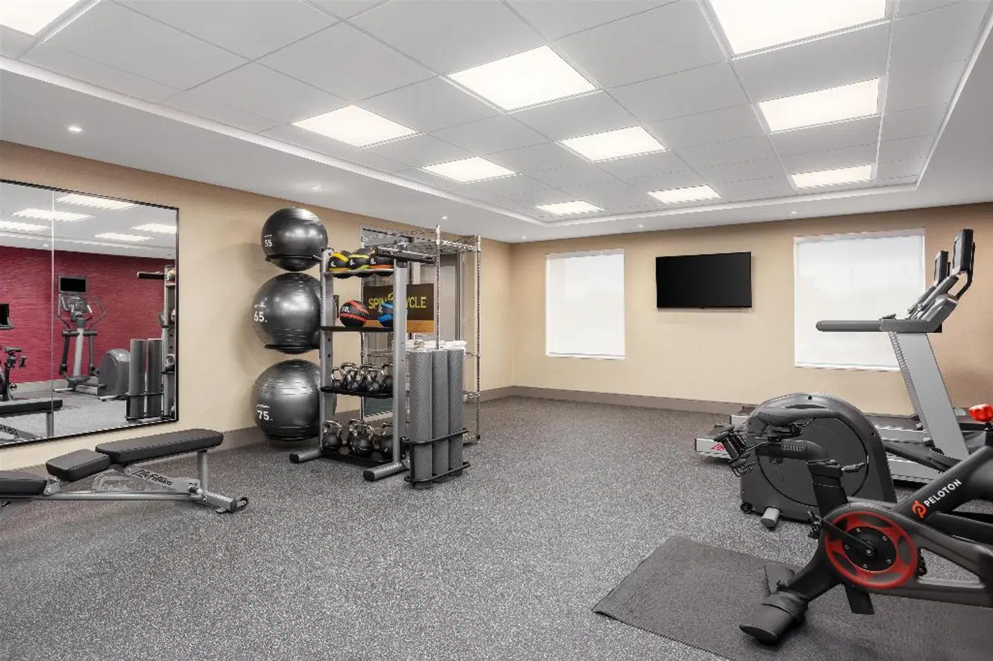 Home2 Suites By Hilton Kitchener SPORTS_AND_LEISURE