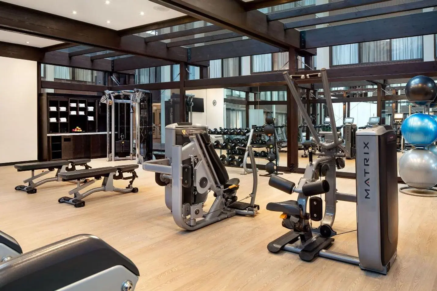 Seattle Airport Marriott SPORTS_AND_LEISURE