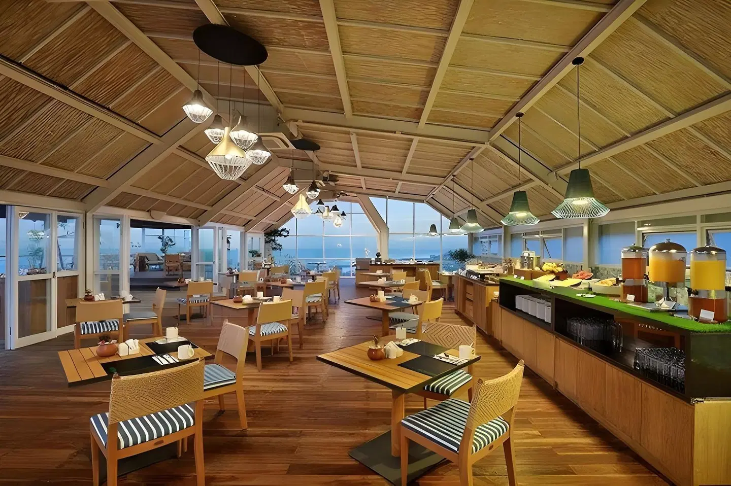 Aston Canggu Beach Resort Restaurant