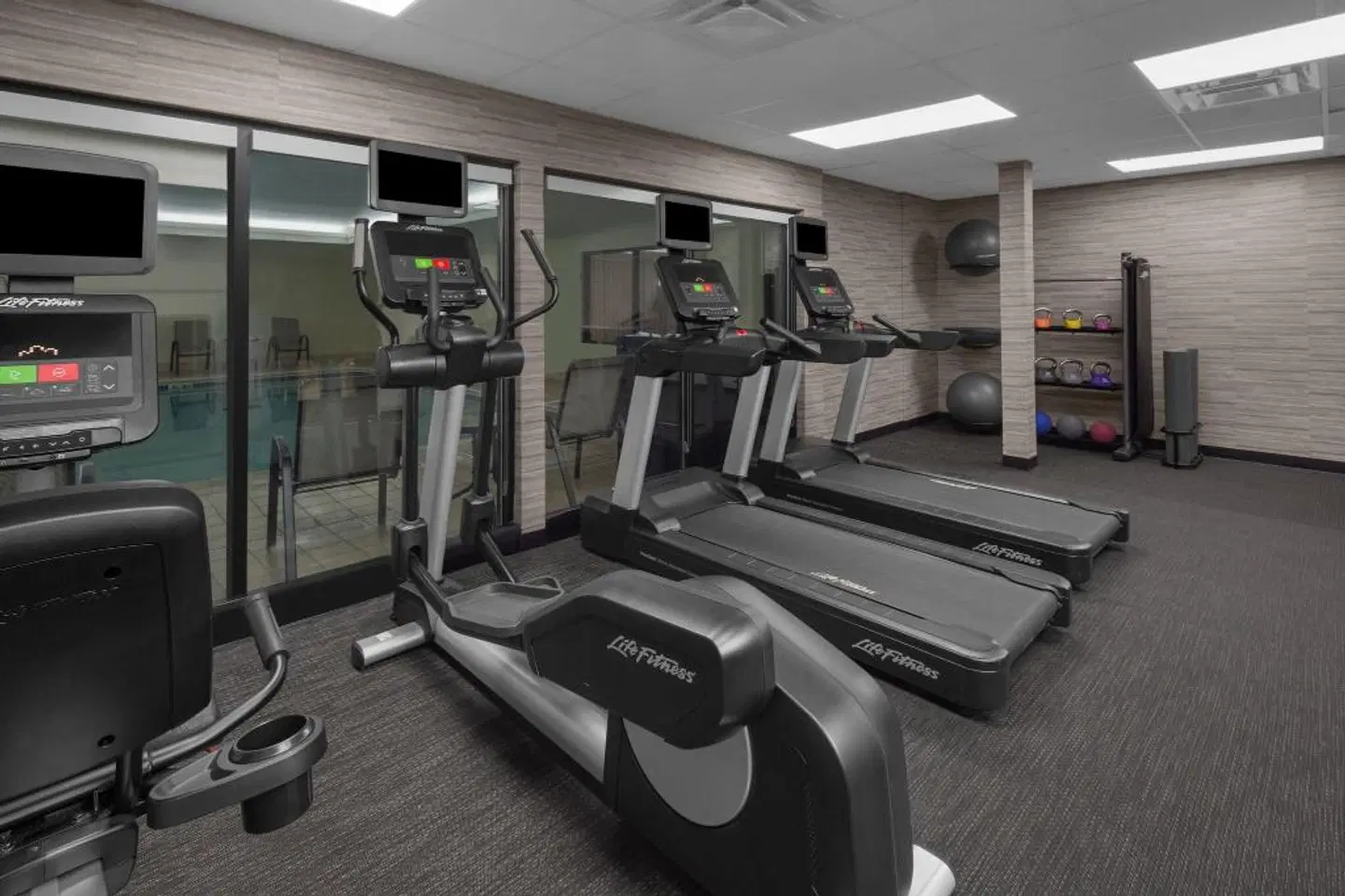 Courtyard by Marriott Detroit Brighton SPORTS_AND_LEISURE