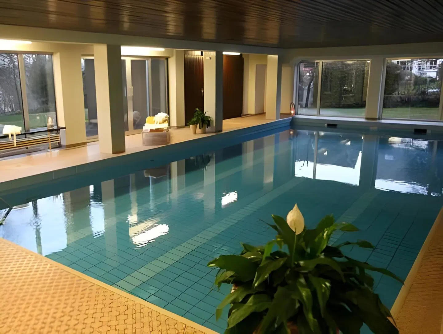 Hotel-Restaurant Sonnenhof Hallenbad