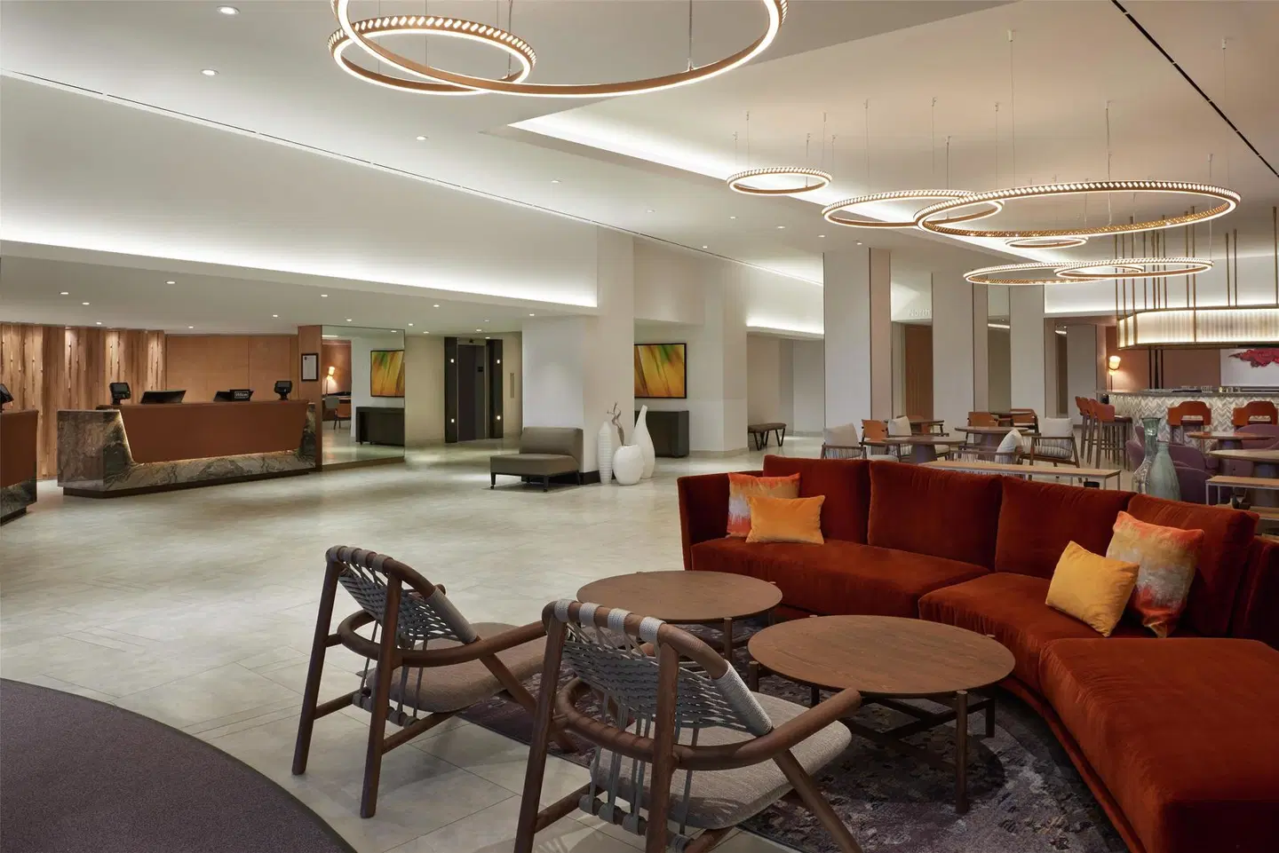 Hilton Toronto Airport LOUNGE_LOBBY