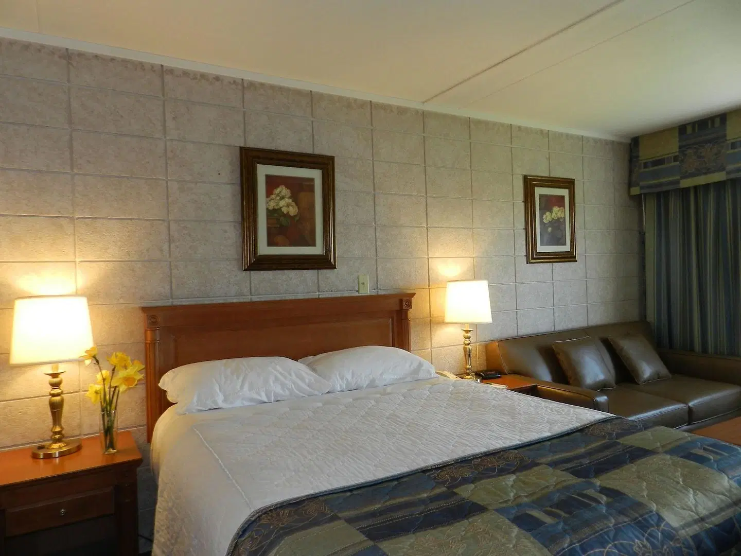 Capri Inn ROOM_EXAMPLE