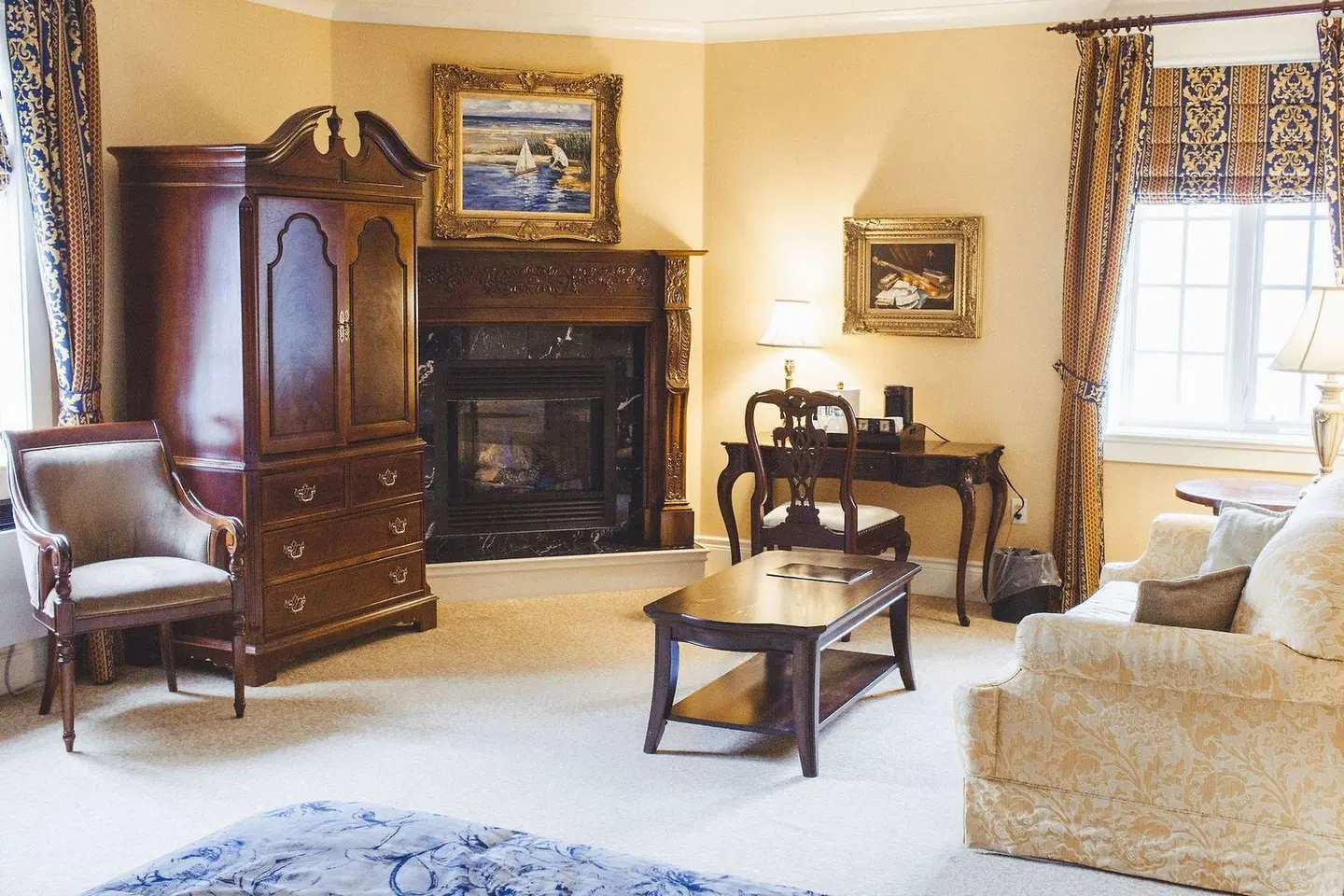 Riverbend Inn & Vineyard ROOM_EXAMPLE