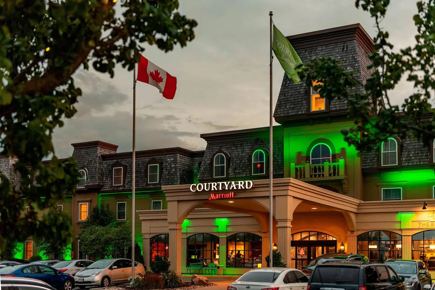 Courtyard by Marriott Waterloo St. Jacobs EXTERIOR